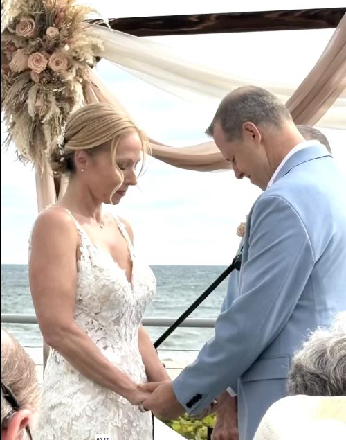 Home 19 Norm Christina Hp